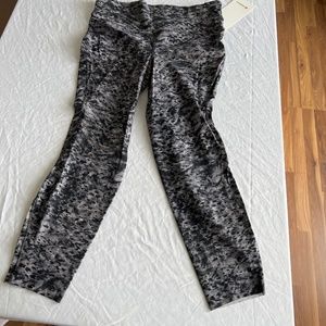 Tags On Size 10 25 Inch Lululemon Base Pace HR Tights